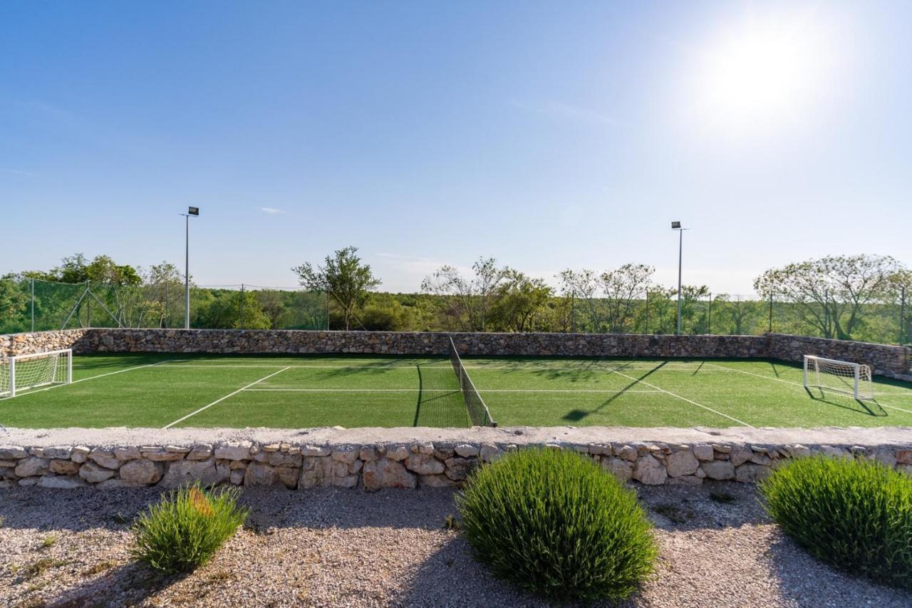 New! Promina Luxury Villa With 72Sqm Heated Pool, Jacuzzi, Infrared Sauna, Tennis Court, Media Room Bogatić Exterior foto