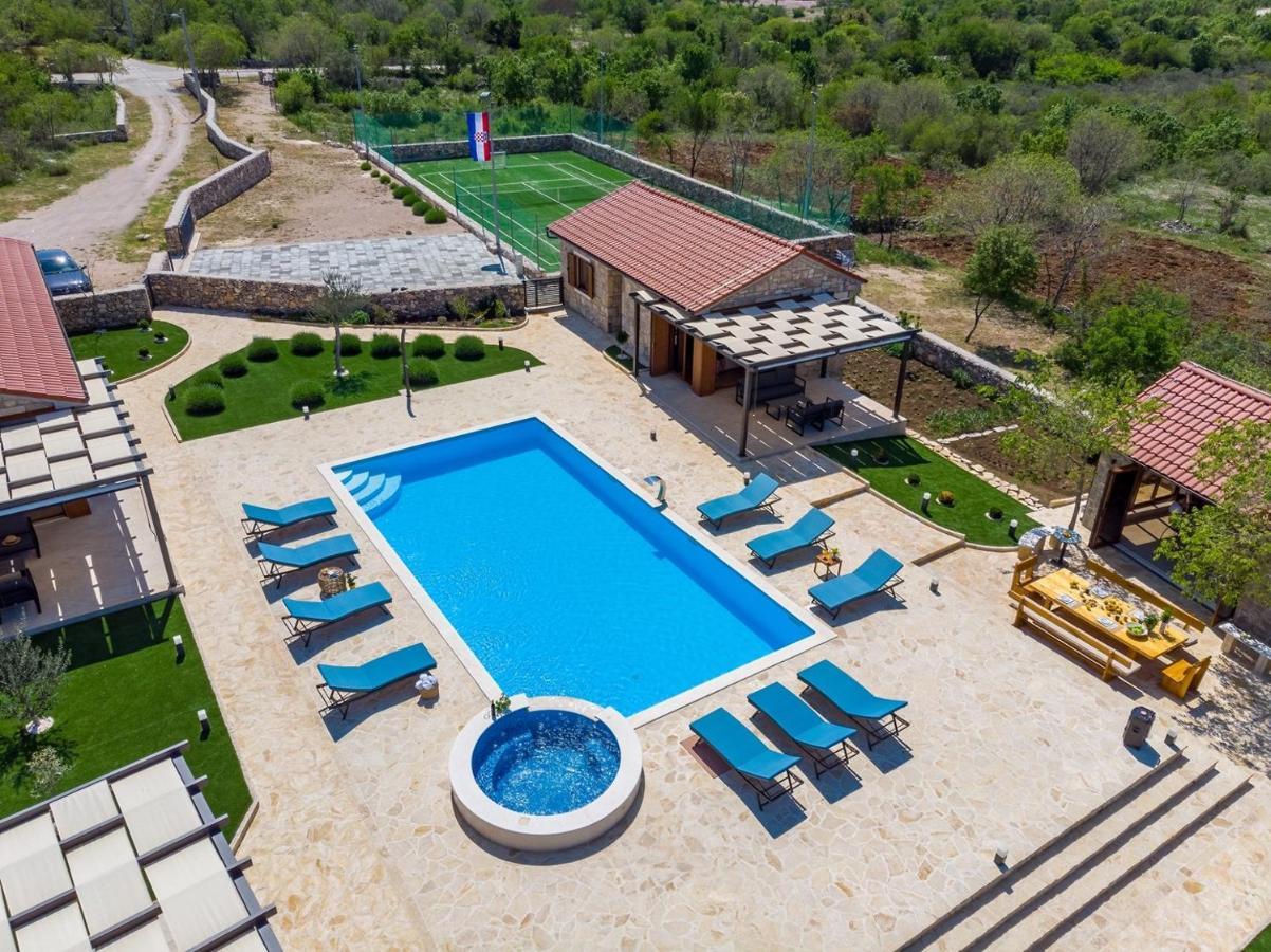 New! Promina Luxury Villa With 72Sqm Heated Pool, Jacuzzi, Infrared Sauna, Tennis Court, Media Room Bogatić Exterior foto